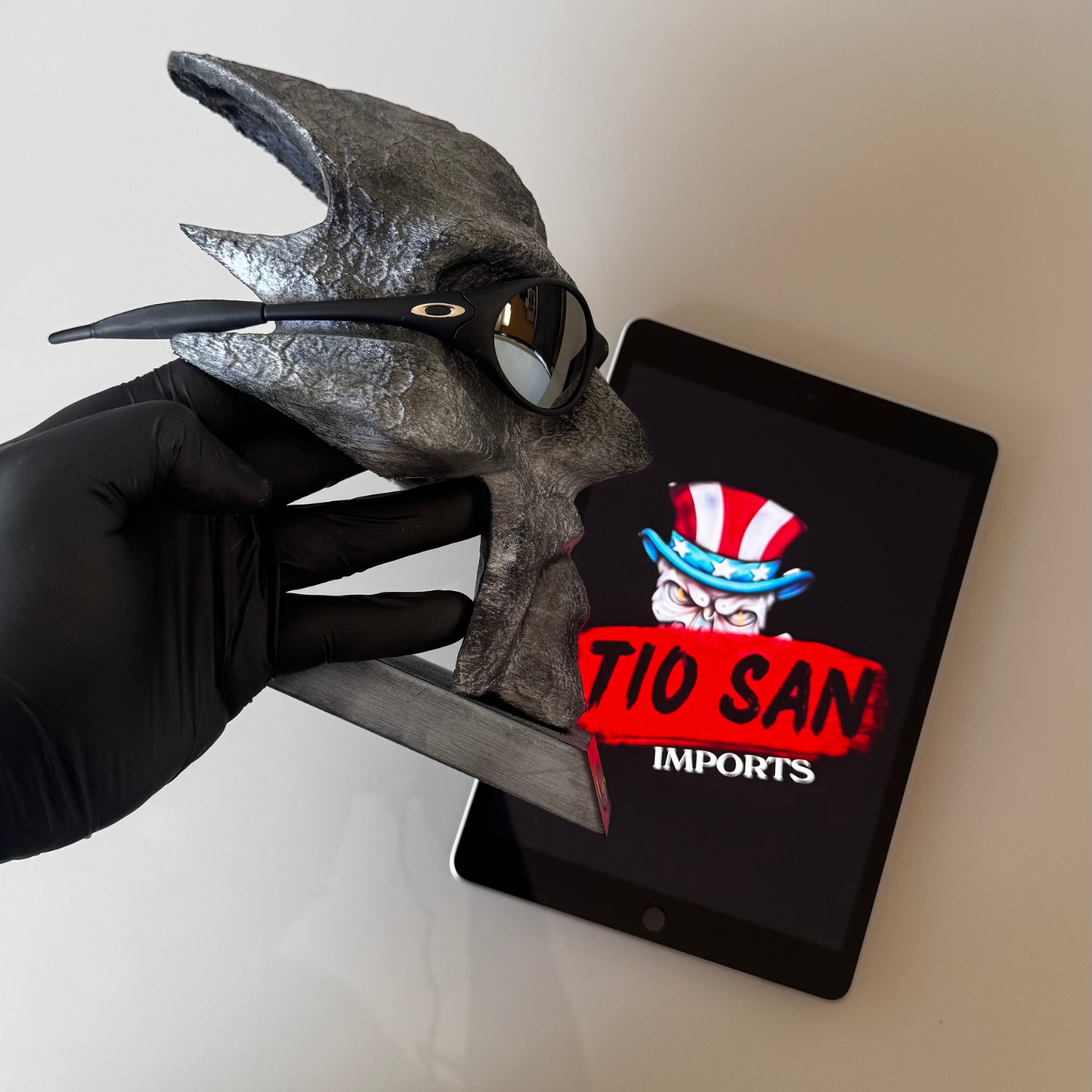 Eye Jacket Liquid Metal