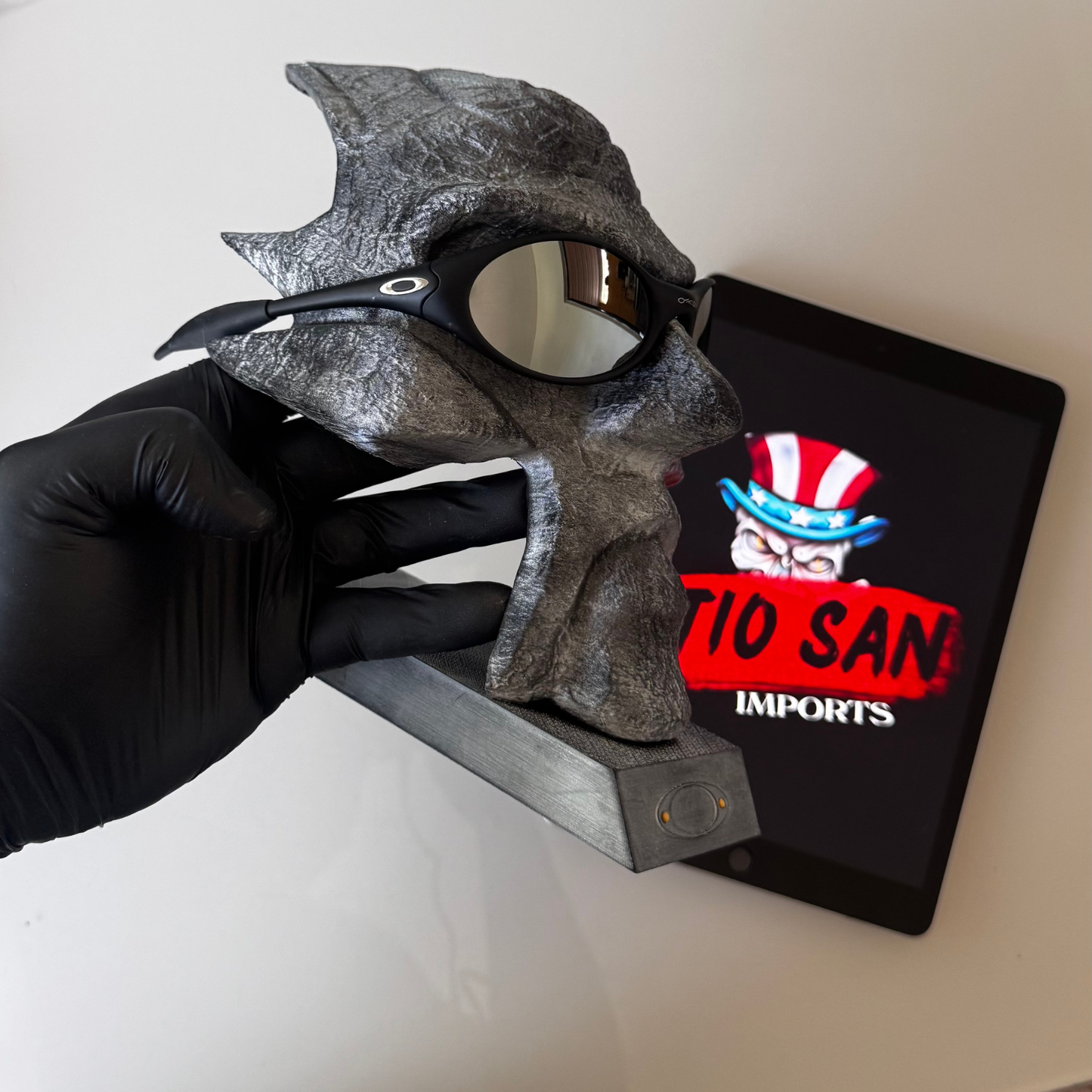 Eye Jacket Liquid Metal